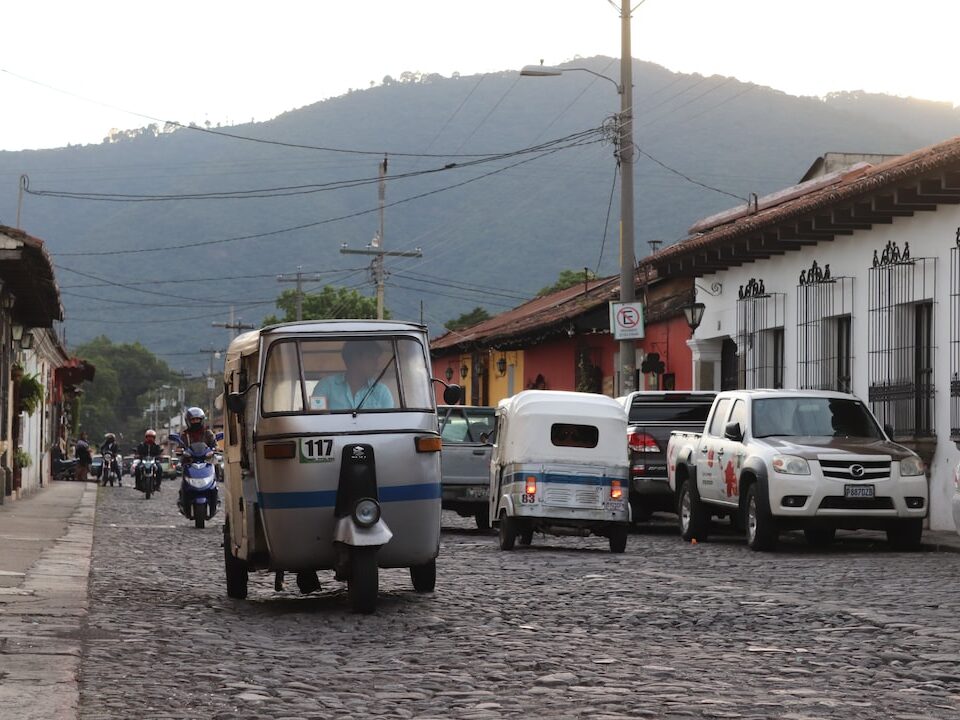 Quanto costa asfaltare una strada