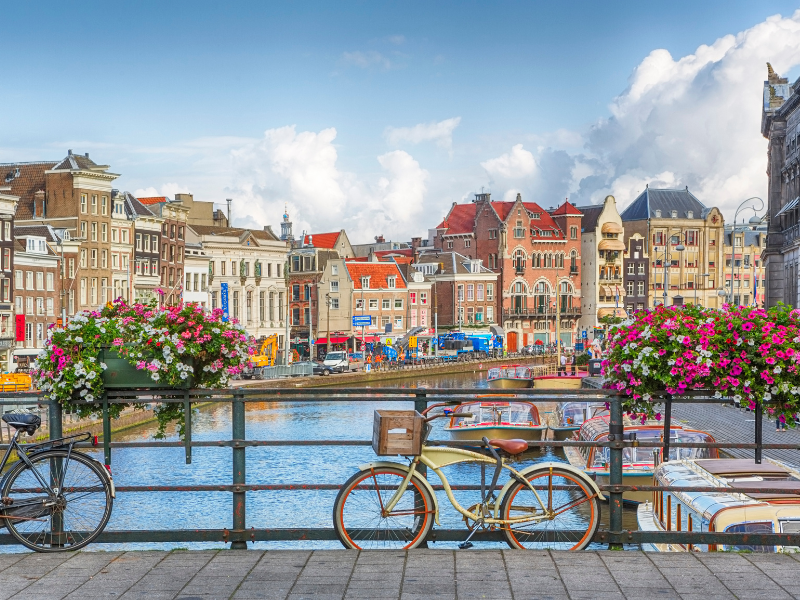 Quanto costa un volo per Amsterdam